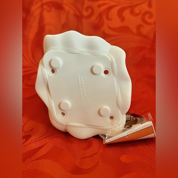 NEW Bath & Body Works Light Up Ghost - Picture 8 of 10